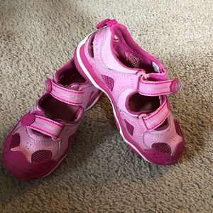 Girls sandals